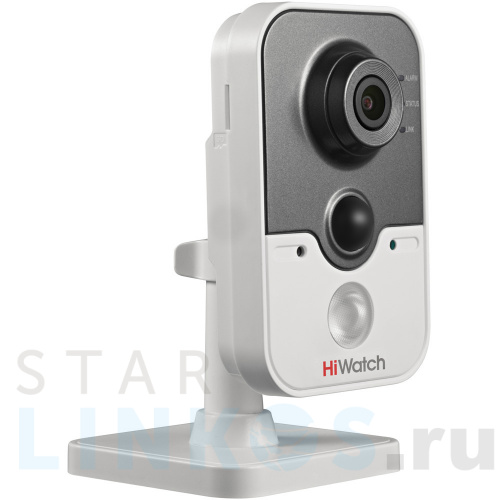 Купить с доставкой Компактная HD-TVI камера 2Мп HiWatch DS-T204 со звуком и ИК-подсветкой для дома и офиса в Туле